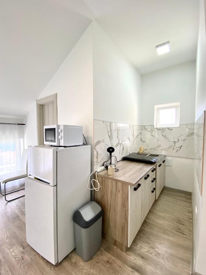 Apartments Lav كوتور المظهر الخارجي الصورة